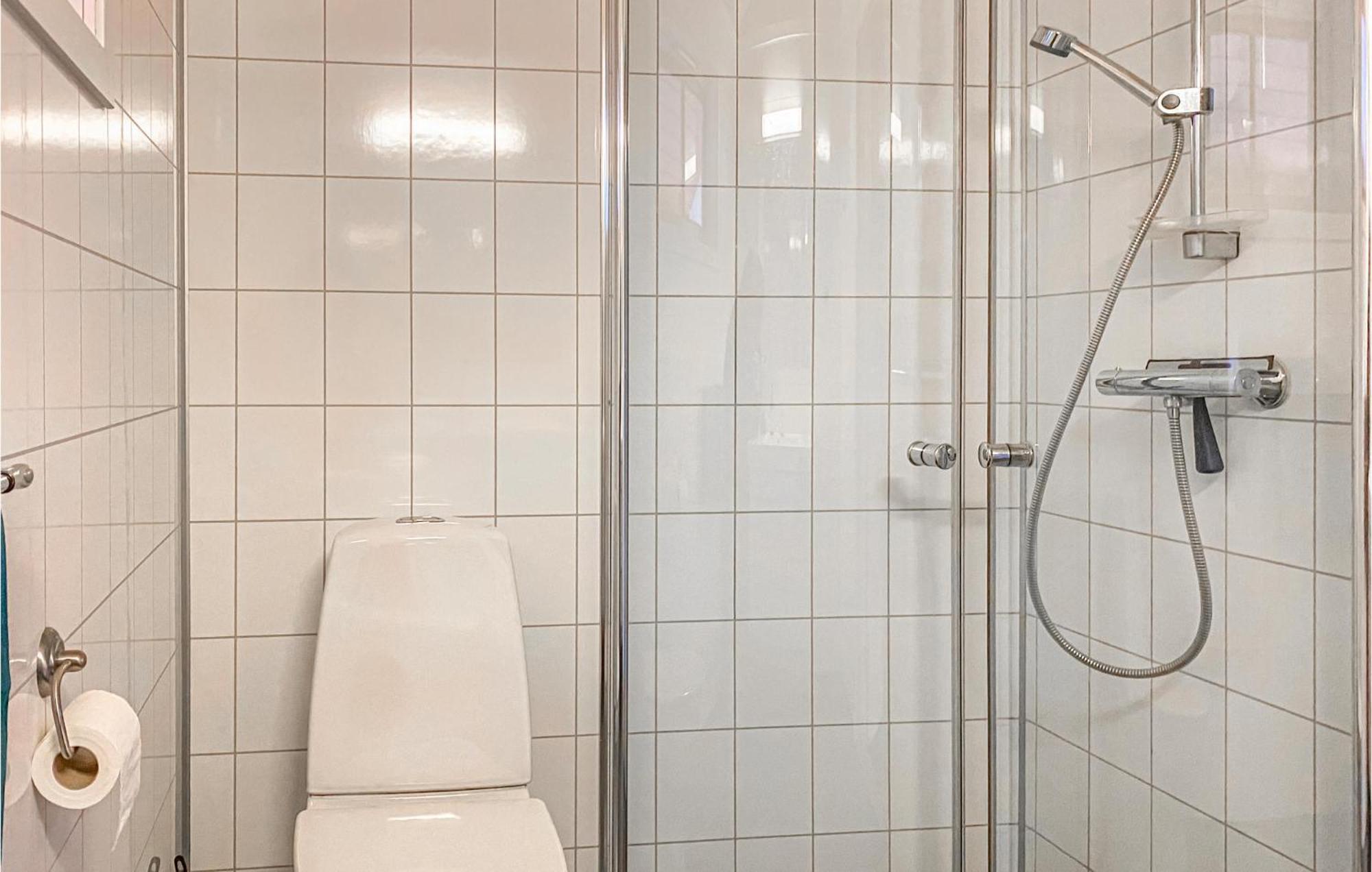 2 Bedroom Stunning Home In リュングダール エクステリア 写真