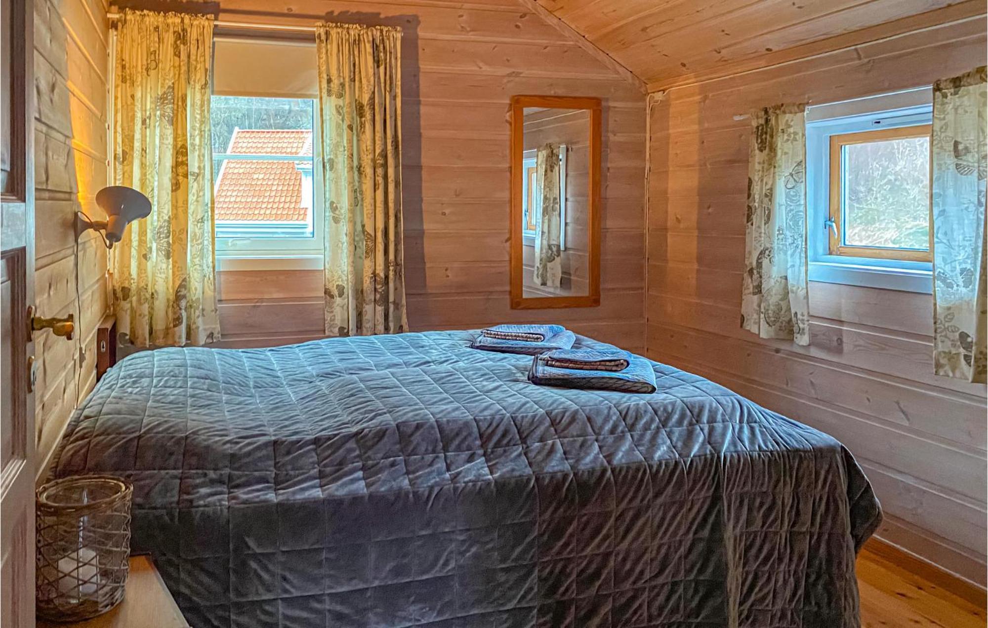 2 Bedroom Stunning Home In リュングダール エクステリア 写真